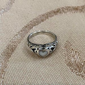 Vintage silver heart ring